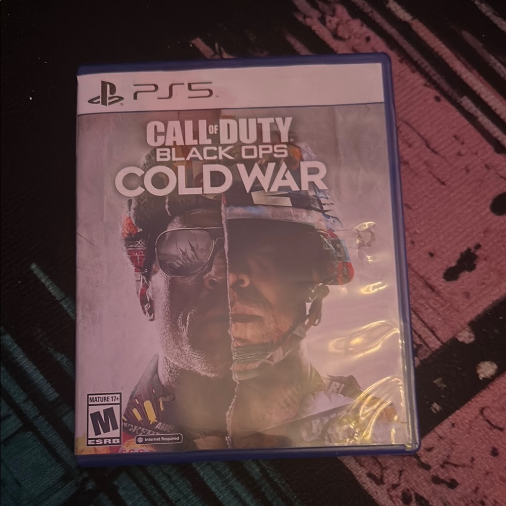 Call of Duty: Black Ops Cold War for PS5 - Blue Case